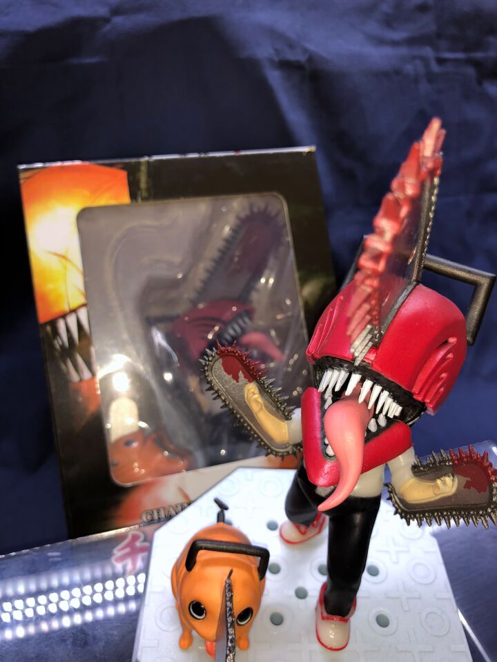 Chainsaw Man & Pochita Figür Seti