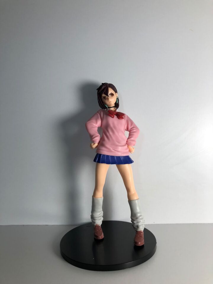 Momo Ayase Figürü