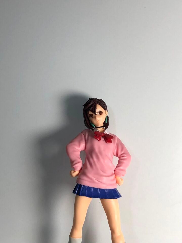 Momo Ayase Figürü