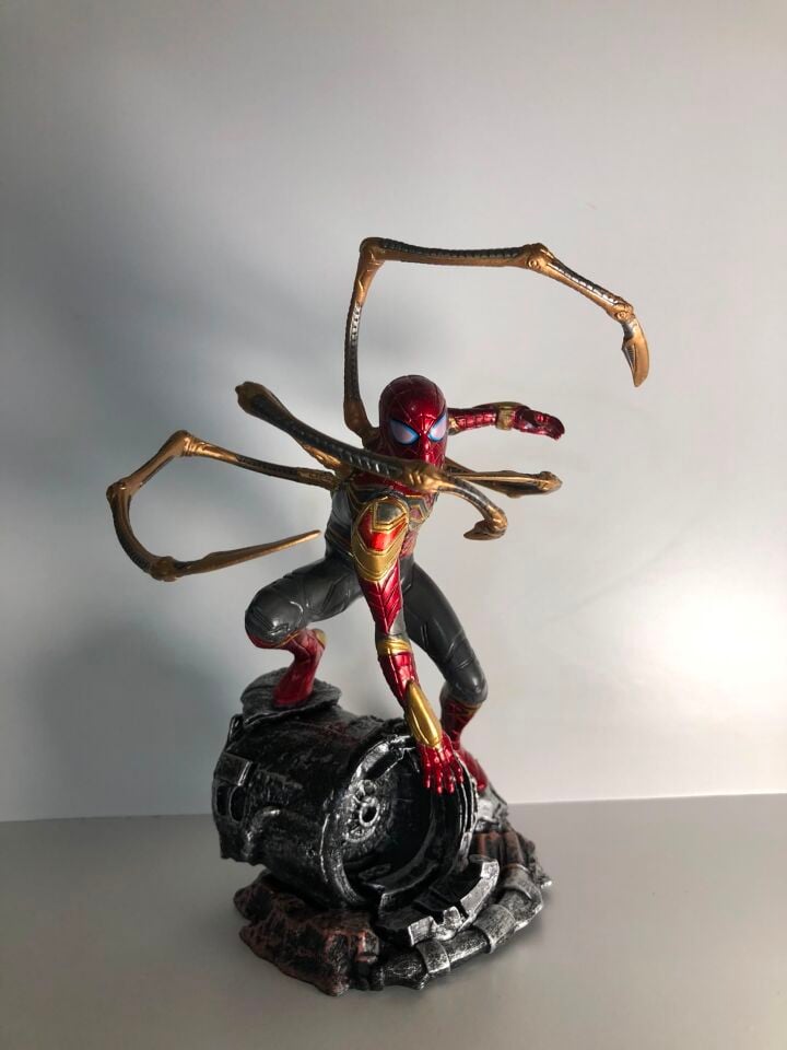 Iron Spider – Özel Boyama Koleksiyon Figürü