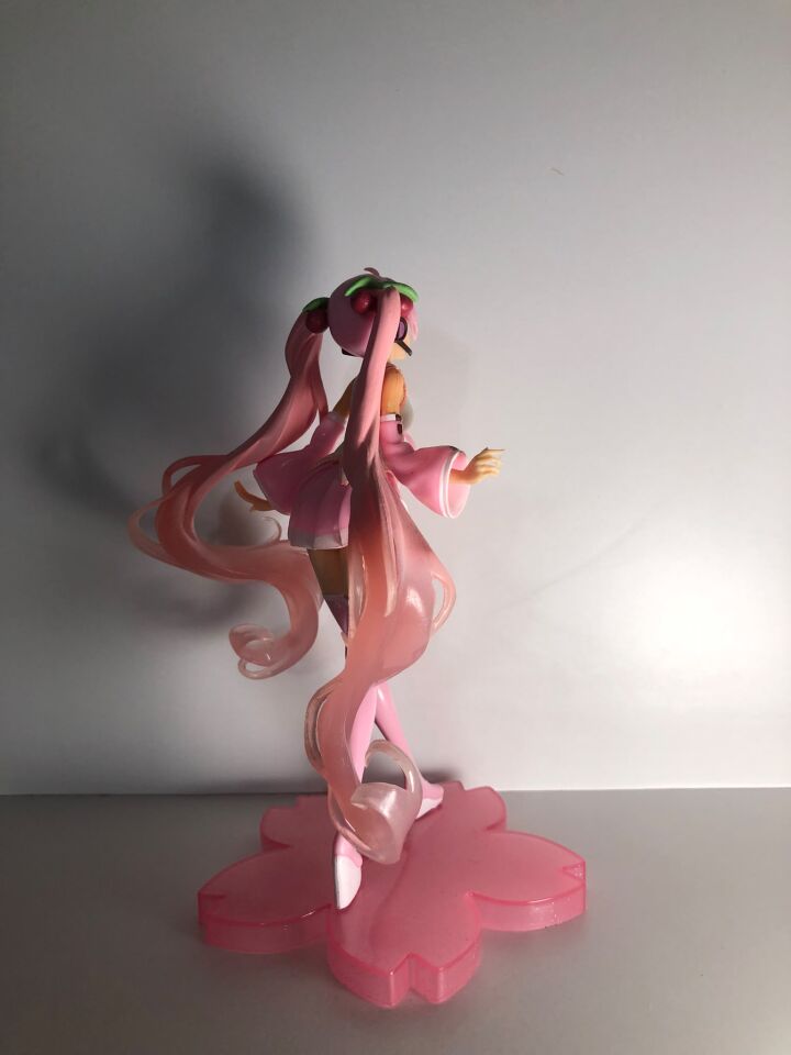 Hatsune Miku -  Sakura Versiyon Figür