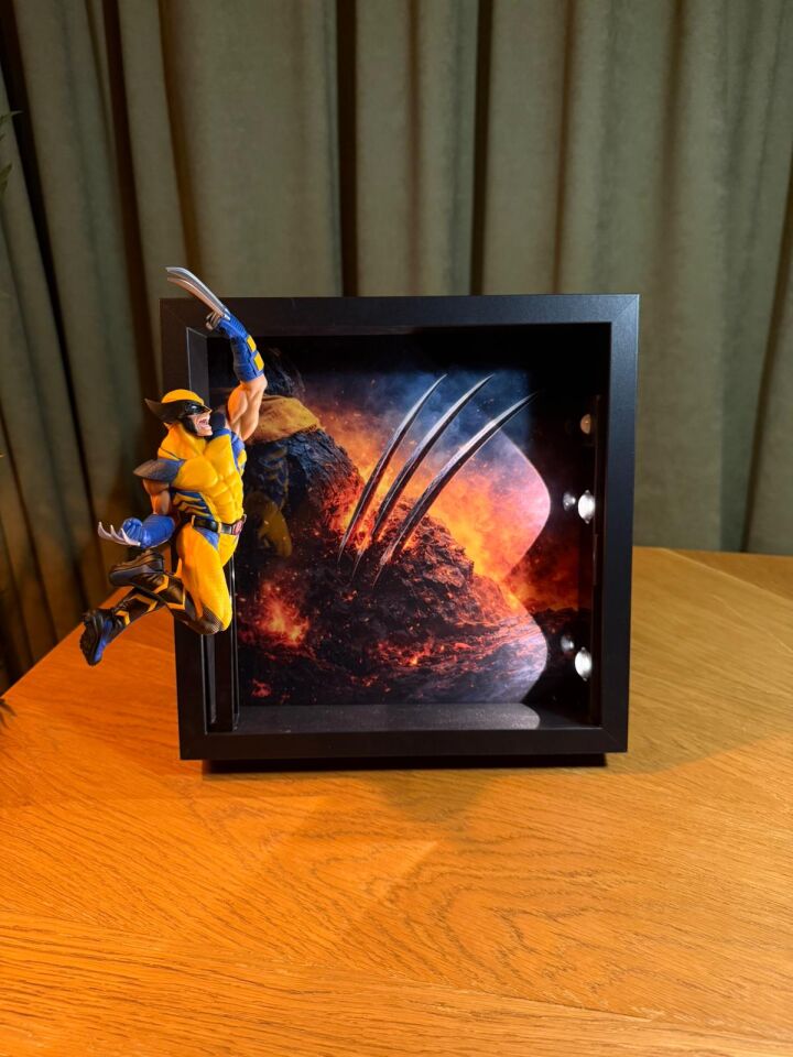 Wolverine Figürlü Dekoratif Çerçeve