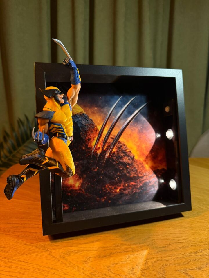 Wolverine Figürlü Dekoratif Çerçeve