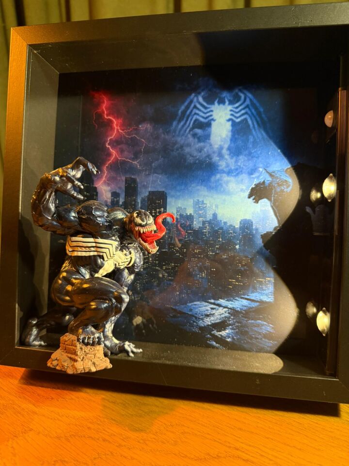Venom Figürlü Dekoratif Çerçeve