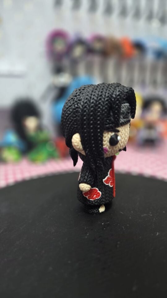 Örgü Desenli Itachi Figür