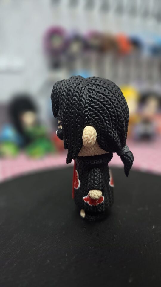 Örgü Desenli Itachi Figür